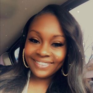 Meet your Posher, Chelle